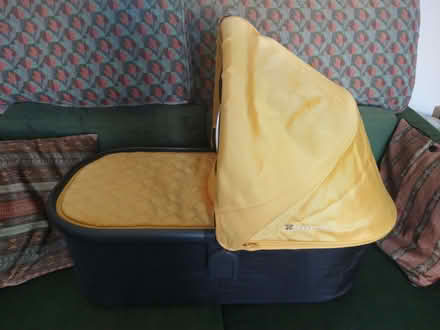 Photo of free Bassinet (Harringay Green Lanes N4) #3