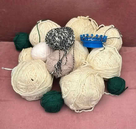 Photo of free Wool and knitting loom (Biggin Hill) #1