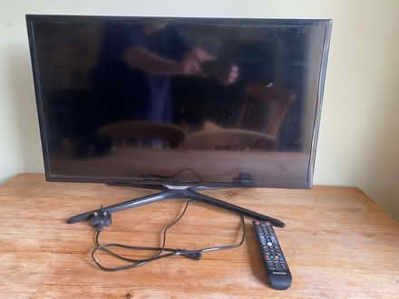 Photo of free Samsung TV 32" (Berryfield SN12) #2