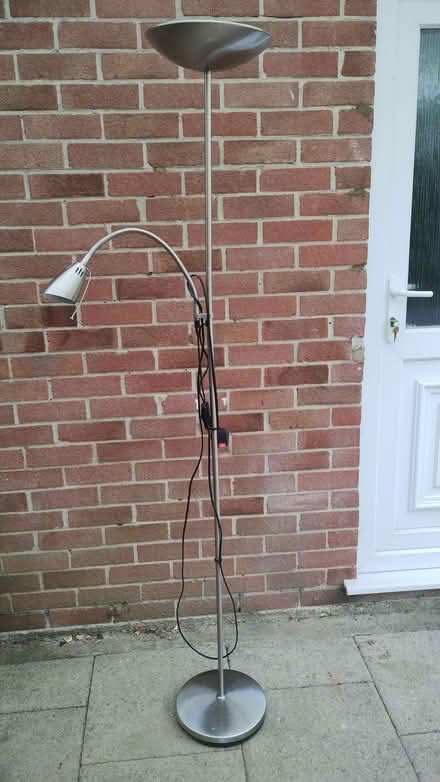 Photo of free Uplighter with child lamp (Bricket Wood AL2) #1
