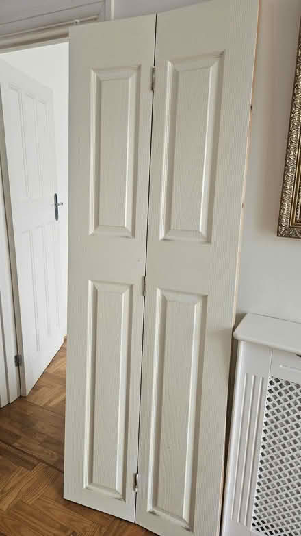 Photo of free Howdens bi-fold moulded door (BR1) #2