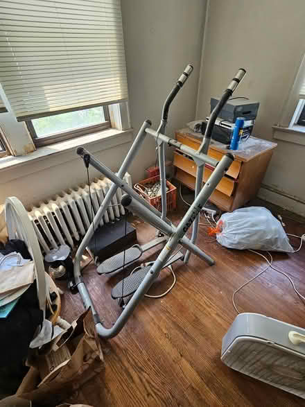 Photo of free Exercise equipment (Tarrytown) #1