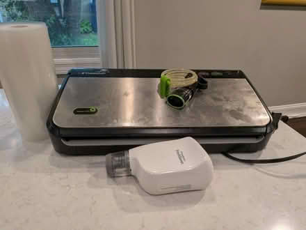 Photo of free Vac sealer (Northbrook,) #1