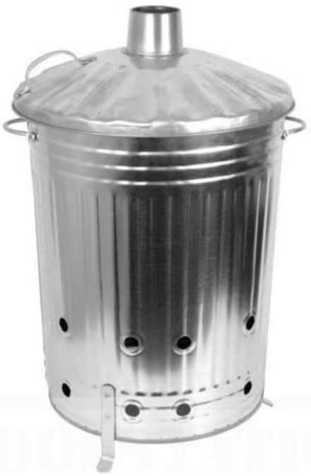 Photo of Incinerator Bin (Whittle Hill NE61) #1