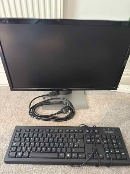 Photo of free Dell Monitor&Keyboard Good Condition, Clear Display (Stamford Bridge YO41) #1