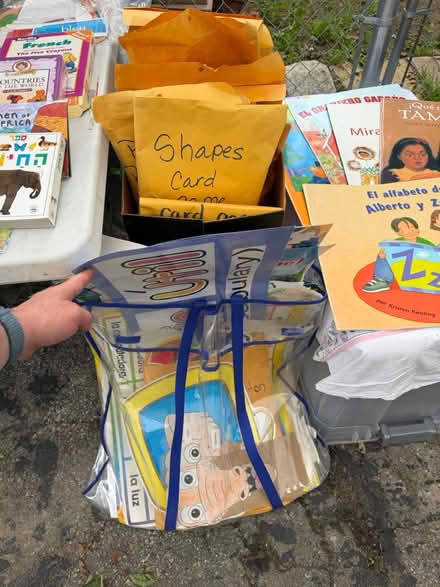 Photo of free Spanish teaching materials (Ypsilanti) #1