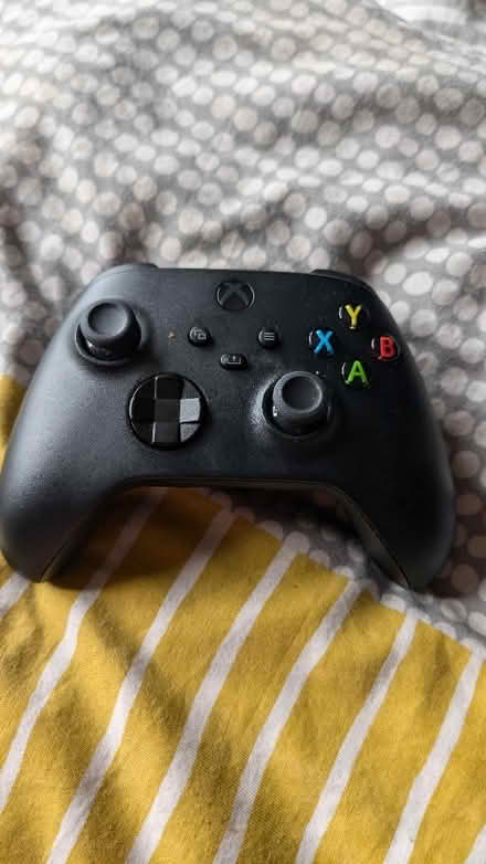 Photo of free Xbox series x controller (Twerton BA2) #1