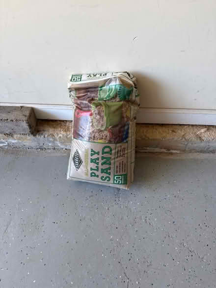 Photo of free Play sand (Berryville, VA) #1