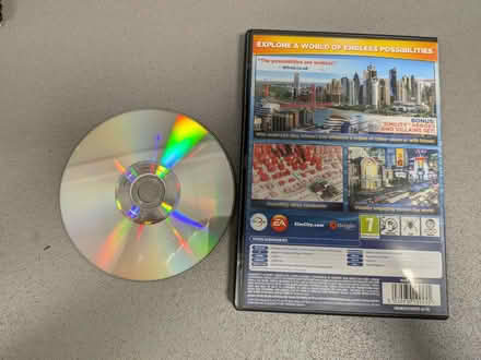 Photo of free Sim City - PC (Sharrow S2) #3