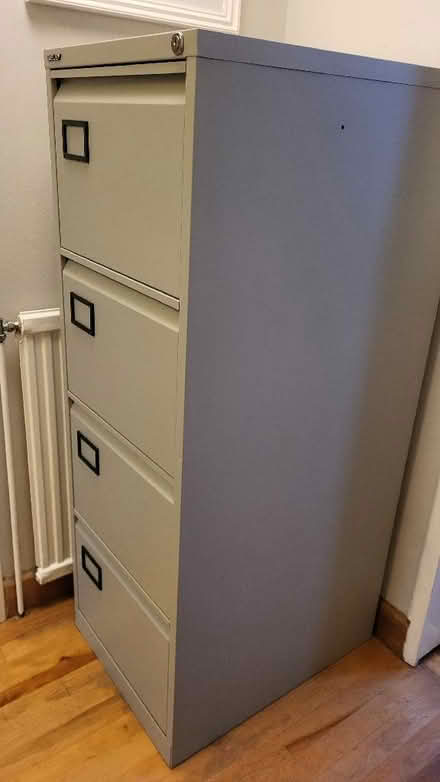 Photo of free Four drawer filing unit (Canonbury N1) #2
