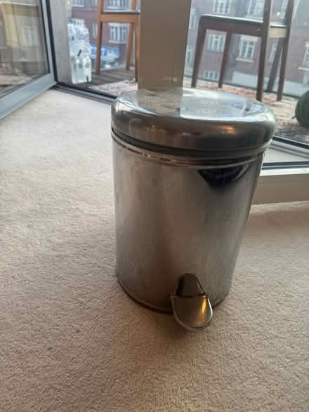 Photo of free Small bin (Wembley) #1