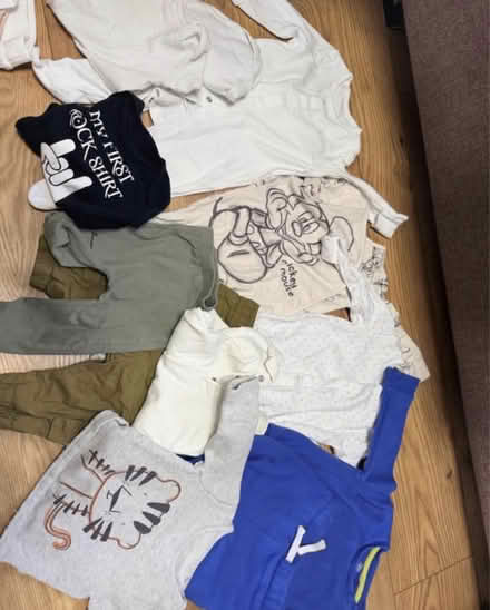 Photo of free 3-6 months bundle (Colliers wood CR4) #2