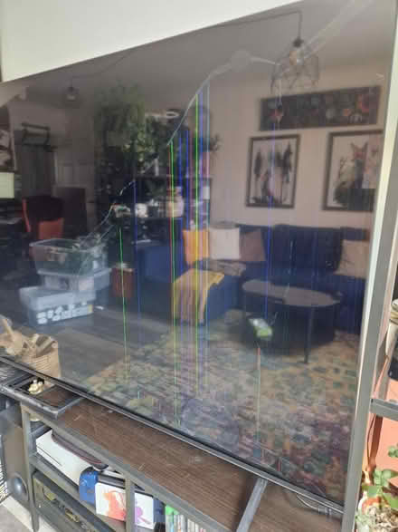 Photo of free Hisense 75inch TV (CR0) #3