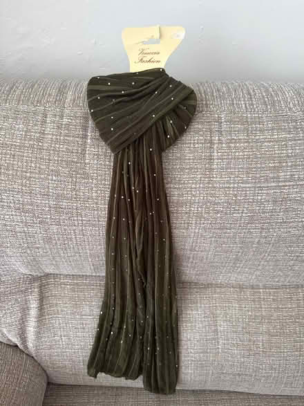 Photo of free Scarf (L6 Tuebrook) #1