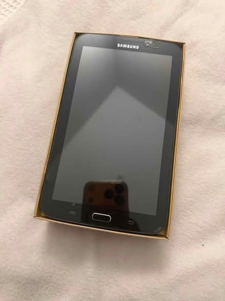 Photo of free Samsung Galaxy Tab3 (likely broken) (Kentish Town NW5) #1