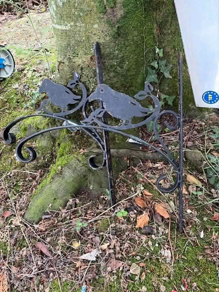 Photo of free Two Bird brackets (Dinton SP3) #1