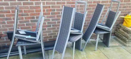 Photo of free Dining set (RH13) #2