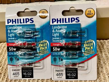 Photo of free Landscape light Halogen bulbs (Potomac MD) #1