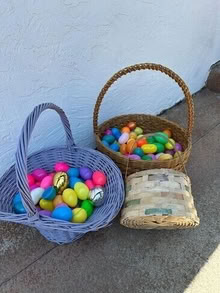 Photo of free 3 Basket with plastic eggs #1
