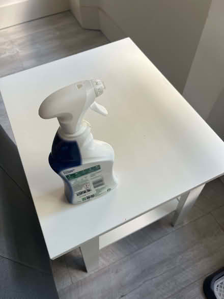 Photo of free IKEA (I think!) white side table (Earls Court SW5) #3