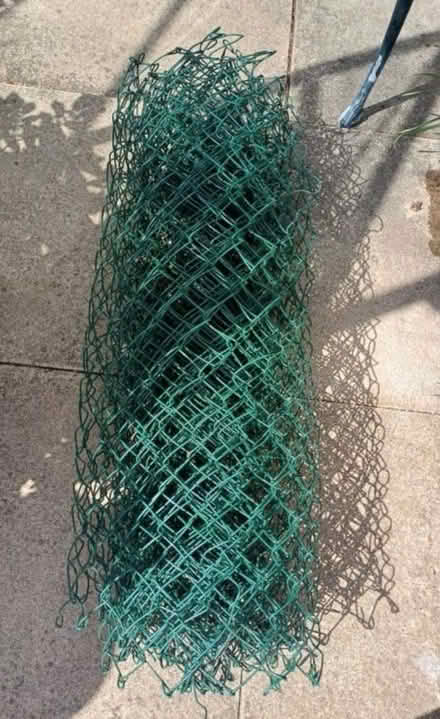 Photo of free Galvanised chainlink fencing (TW19) #1