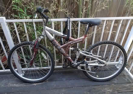 Photo of free Used Bike with Rusty Chain (Lafayette, behind Diablo Foods) #1