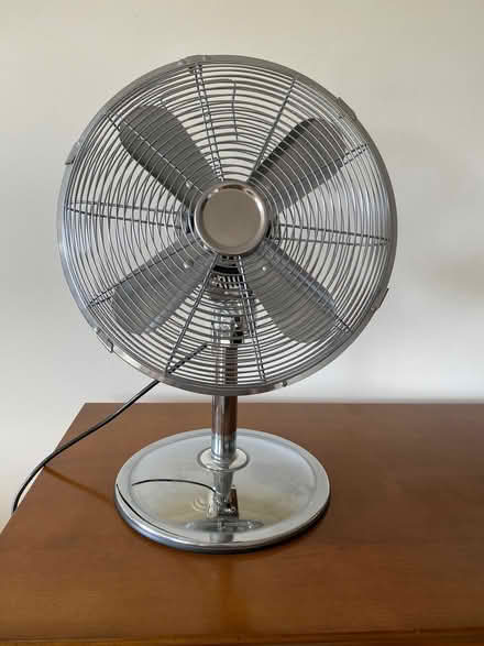 Photo of free Desk fan (Sprey Point TQ14) #1