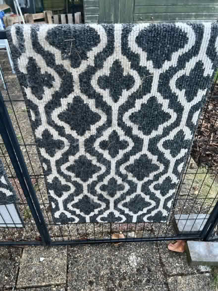 Photo of free 2 x runners - rugs (Southborough) #1