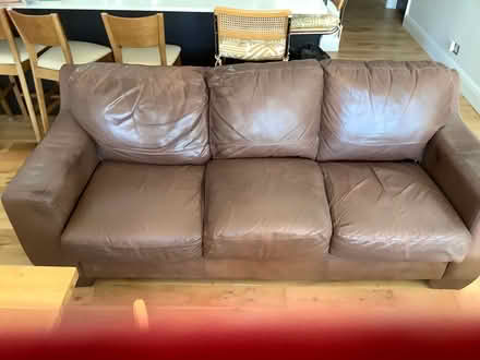 Photo of free Leather sofa (Cranleigh GU6) #3
