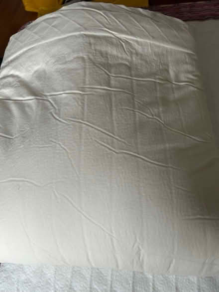 Photo of free Continental quilt double size (Buckshaw Village PR7 7BE) #1