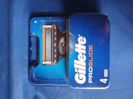 Photo of free Gillette Razor Blades (South Reading RG2) #2