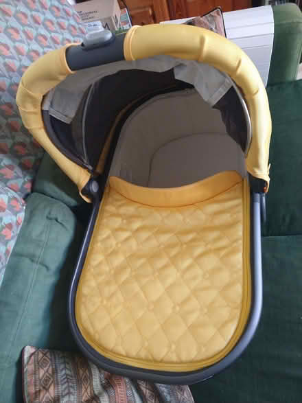 Photo of free Bassinet (Harringay Green Lanes N4) #4
