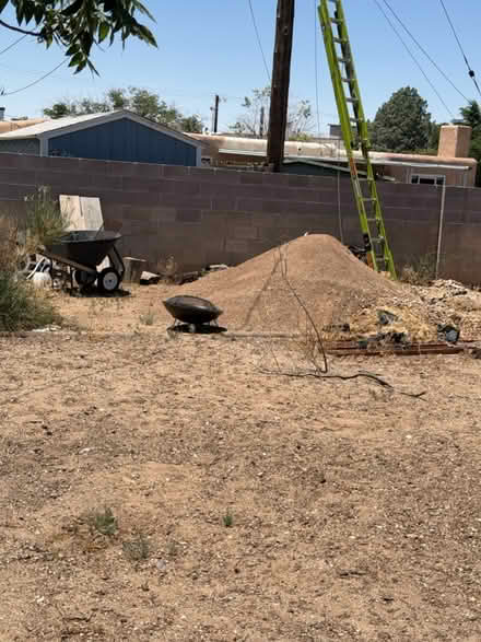 Photo of free fill dirt/sand (Midtown Albuquerque) #1