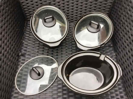 Photo of free 3 small stew\casserole pots (DE21) #2