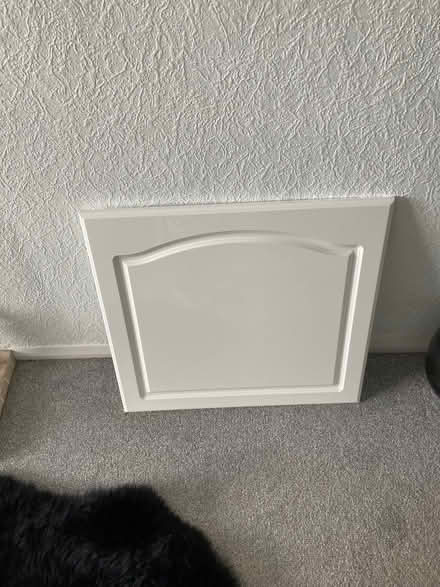 Photo of free Kitchen cabinet door (Fields End HP1) #1
