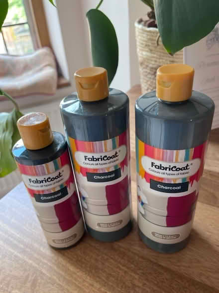 Photo of free Fabric paint (Hoxton E2) #1