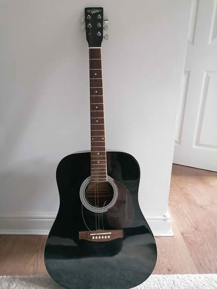 Photo of free Acoustic guitar (Malvern WR14) #1