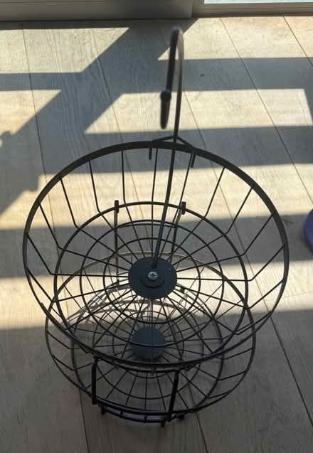 Photo of free 2-tier Fruit Basket (Tower Hamlets E14) #1