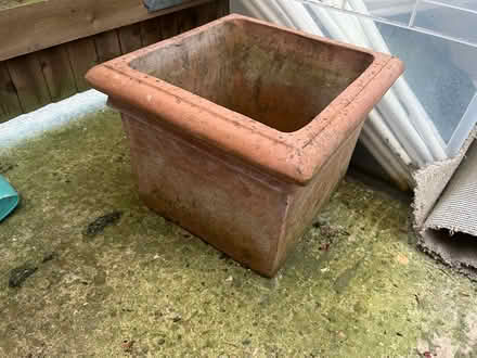 Photo of free Ceramic pot (Southborough) #1