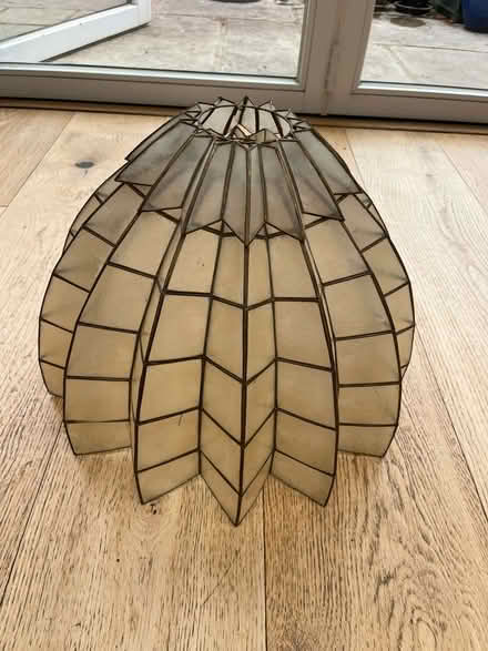 Photo of free 1920's shell lamp shade (Walton Manor OX2) #1