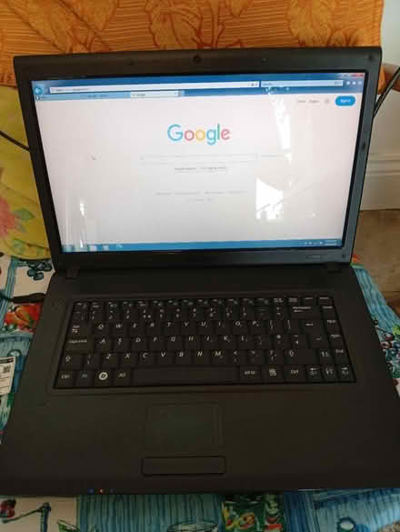 Photo of free Old Samsung laptop (Buxworth SK23) #1
