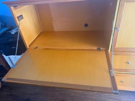 Photo of free Desk (Dunedin curfew/belcher) #4
