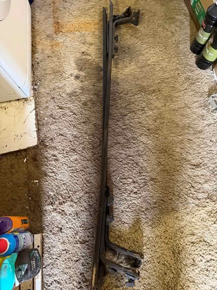 Photo of free Car roof bars fit (Shirley, Croydon) #1