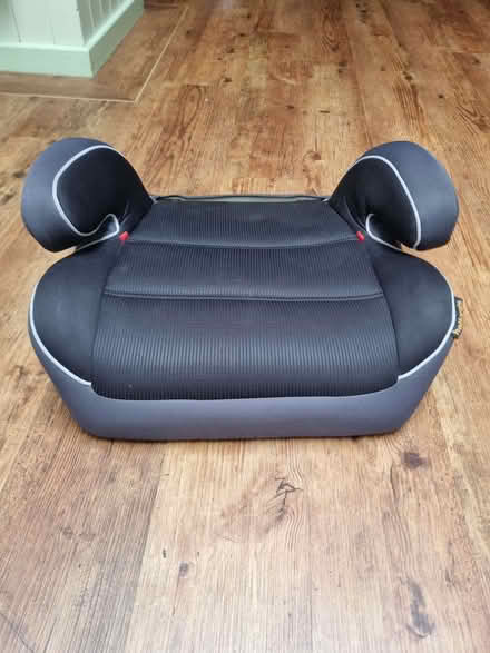 Photo of free Childs Car Seat (Rawtenstall BB4) #2