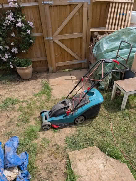 Photo of free Bosch Lawnmower (Henley-on-Thames RG9) #1