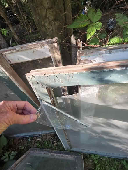 Photo of free Five Vintage Windows (Granite Falls/Lake Stevens) #3
