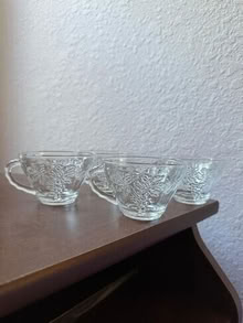 Photo of free 4 punch bowl cups #1
