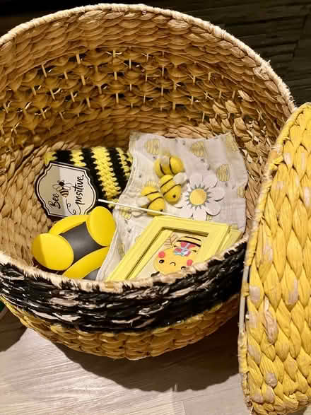 Photo of free Bee decor (North York - Bathurst Manor) #4