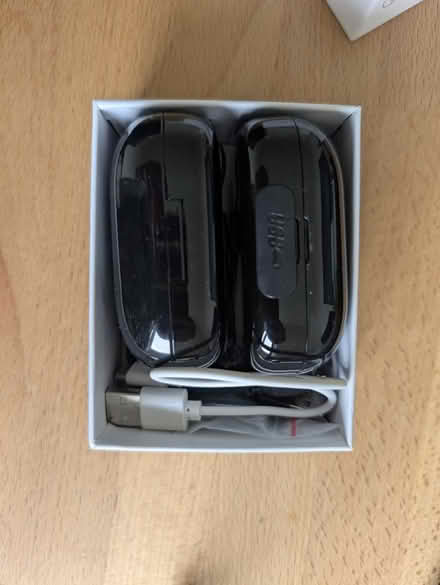 Photo of free 3 sets of earbuds (Abingdon, OX14 3TD) #4