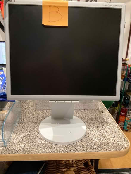 Photo of free Computer screens , computer monitors (Stainton CA11) #2